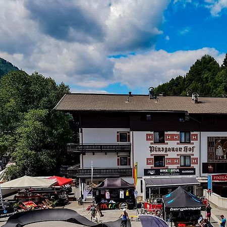Hotel Pinzgauerhof - Inclusive Evening Dinner Saalbach-Hinterglemm Exterior foto